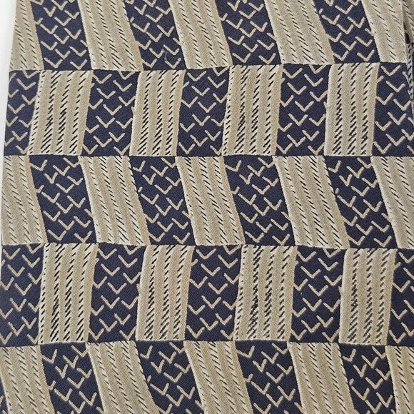 Henry Grethel Mens Tie Italian Silk Tie Geometric Beige Navy Pattern Vintage - Picture 3 of 8